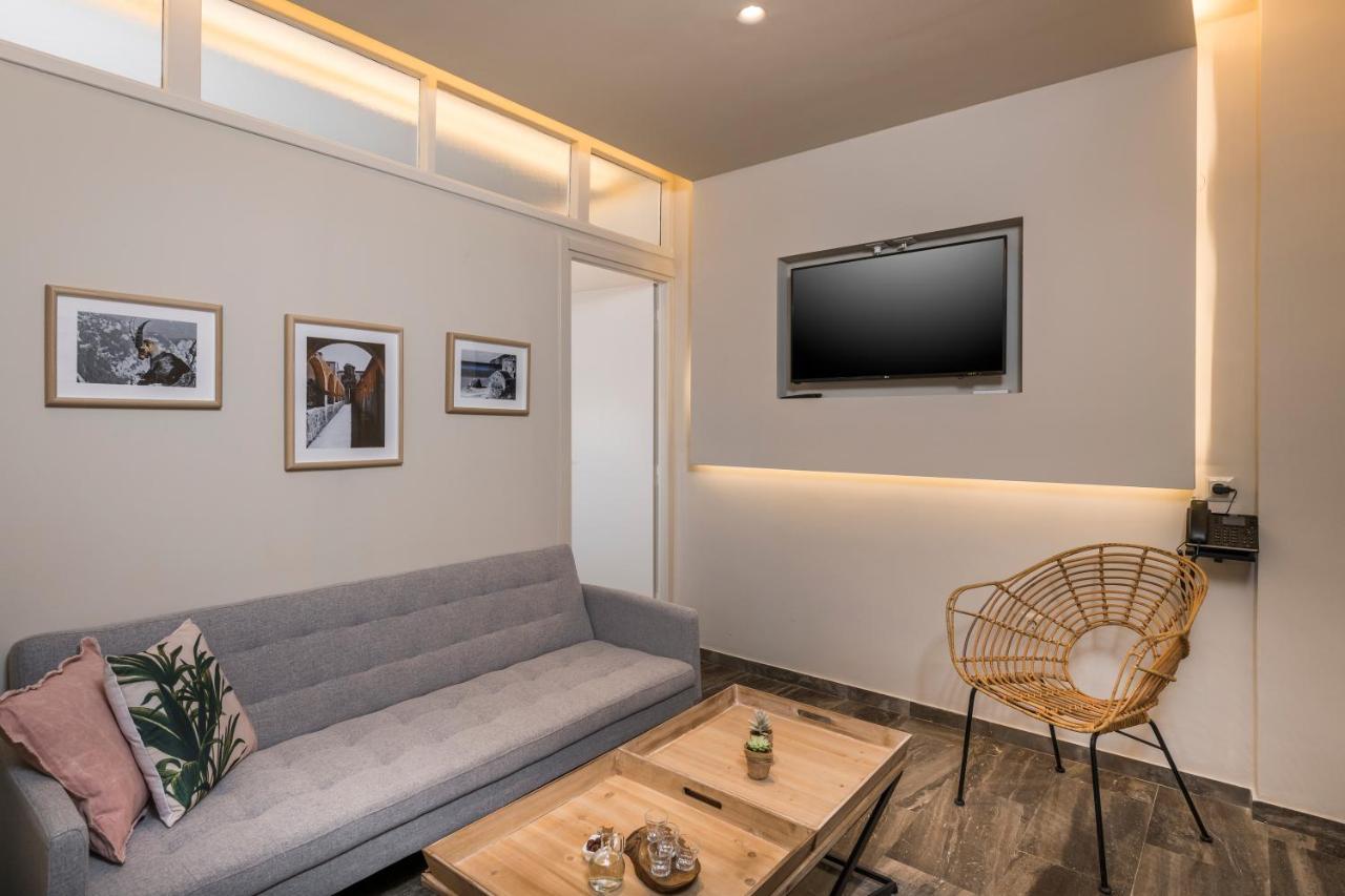 Sun Ray Luxury Apartments Agia Marina Exterior foto