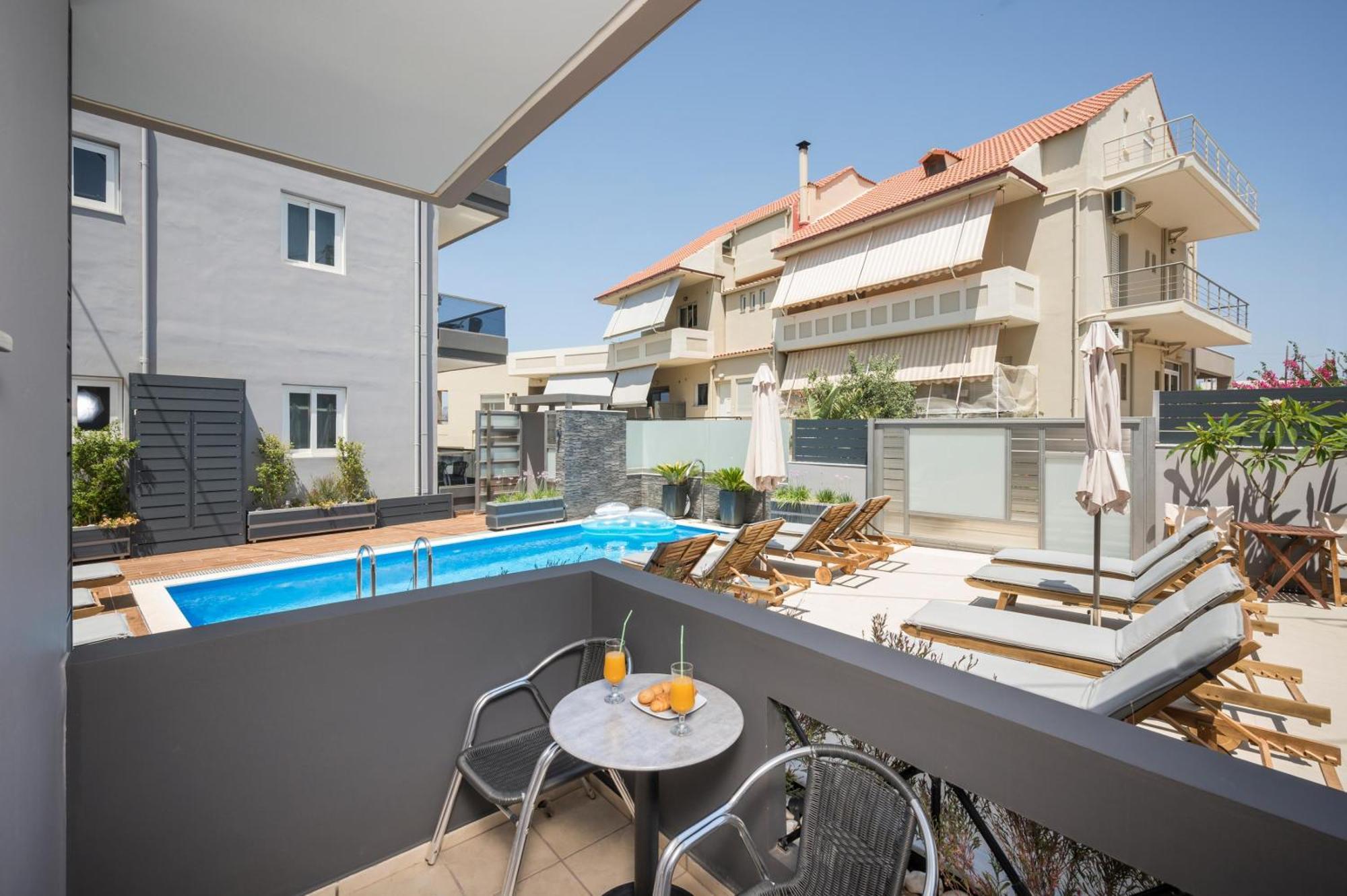 Sun Ray Luxury Apartments Agia Marina Exterior foto